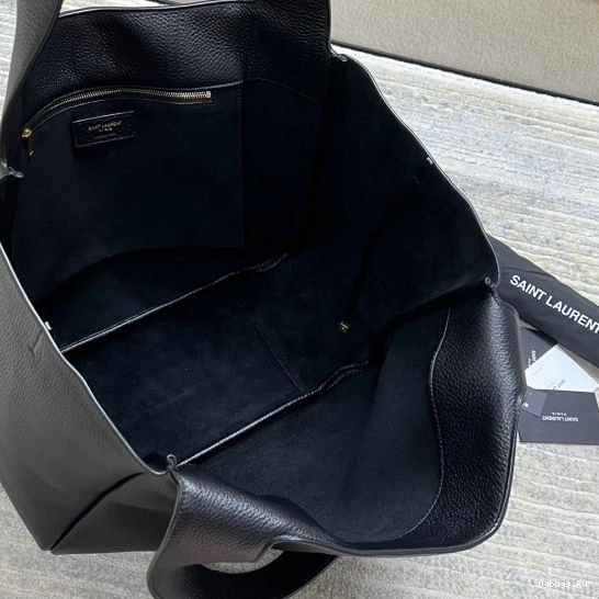 YSL LE 7 À 5 BEA 0723
